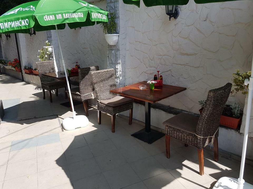 Guest Rooms Opera Plowdiw Exterior foto