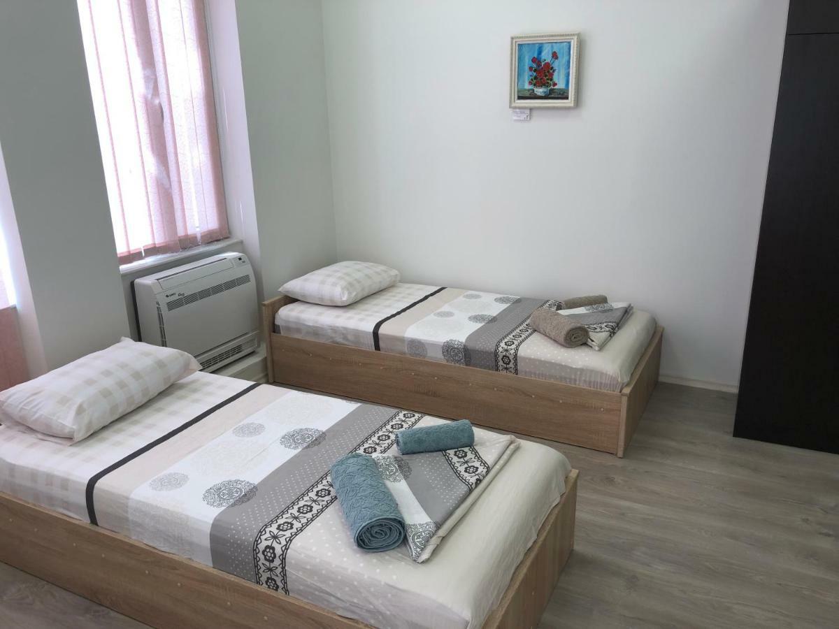 Guest Rooms Opera Plowdiw Exterior foto