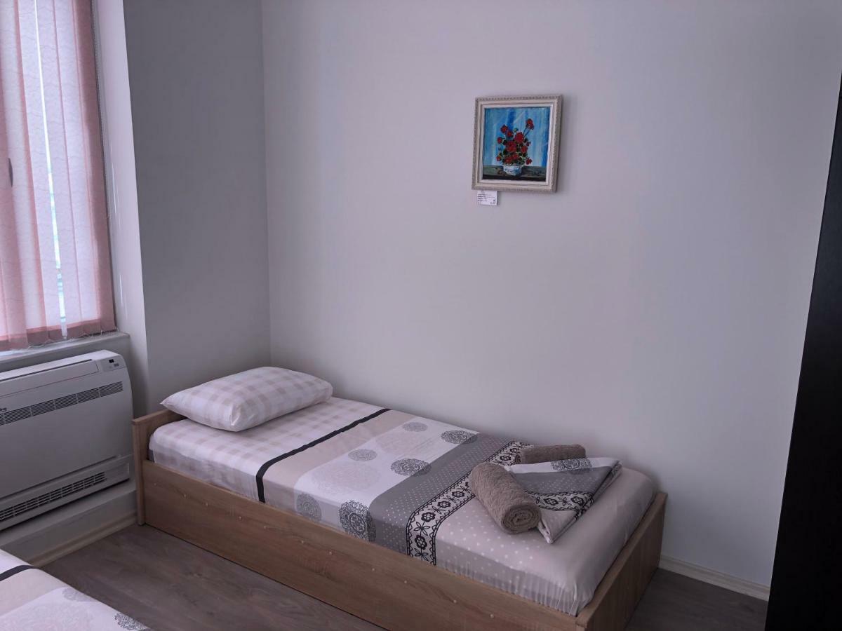 Guest Rooms Opera Plowdiw Exterior foto