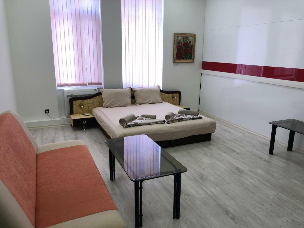 Guest Rooms Opera Plowdiw Exterior foto