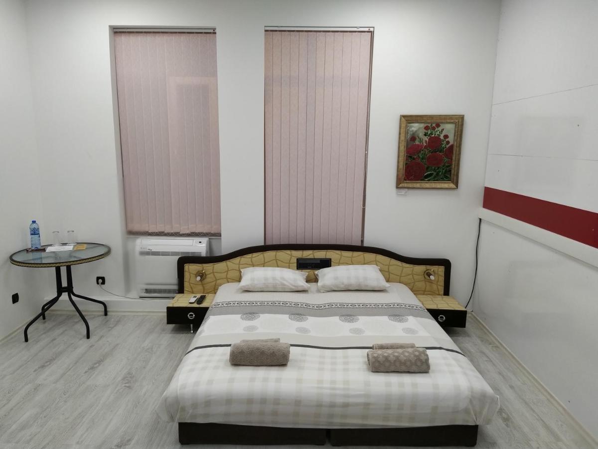 Guest Rooms Opera Plowdiw Exterior foto